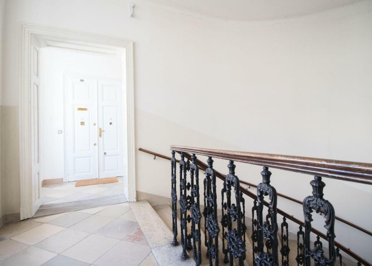 Heymi Apartments Stadtpark Wien Ngoại thất bức ảnh